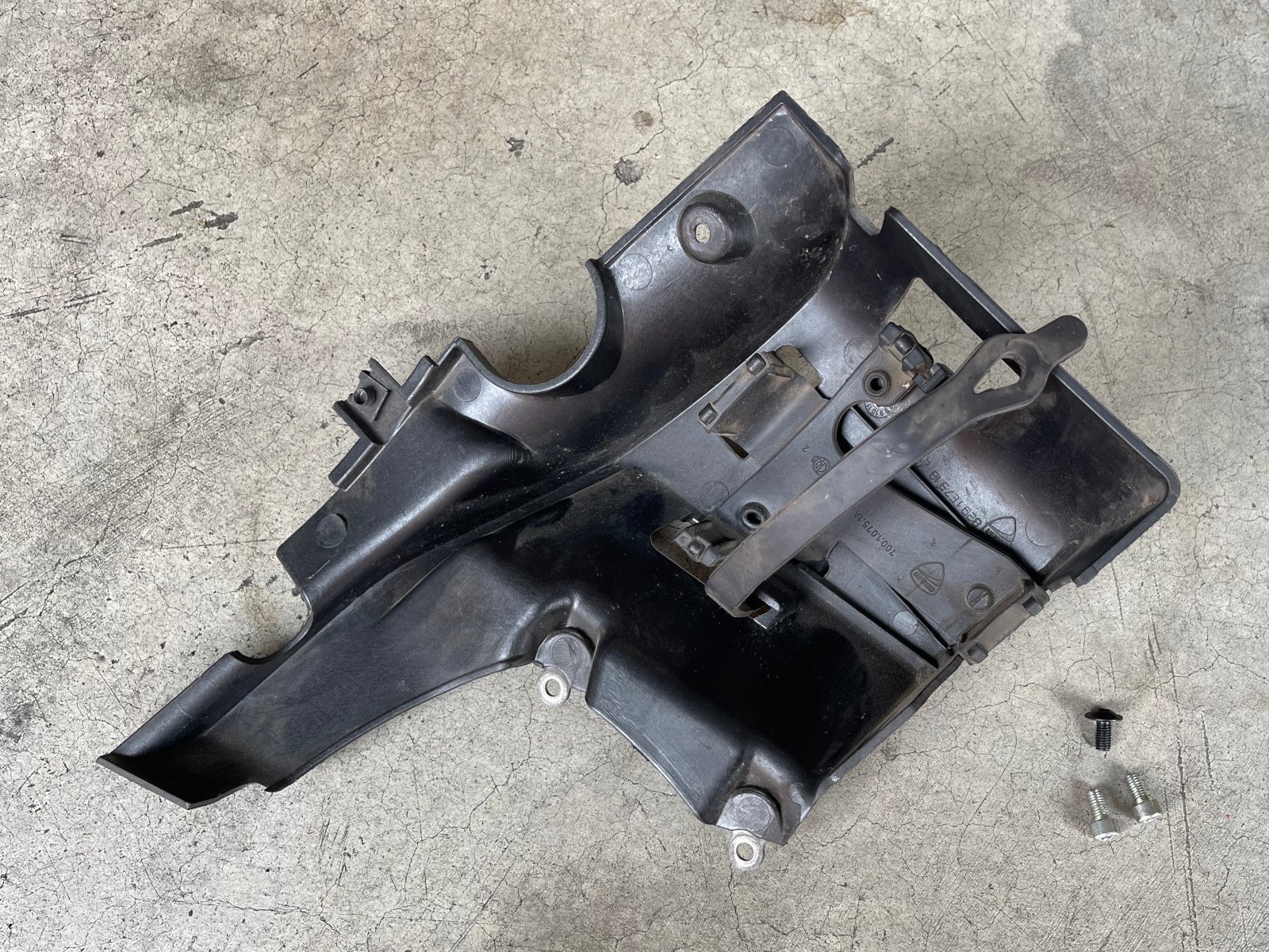 8291E731B - Canister Bracket - Image 2