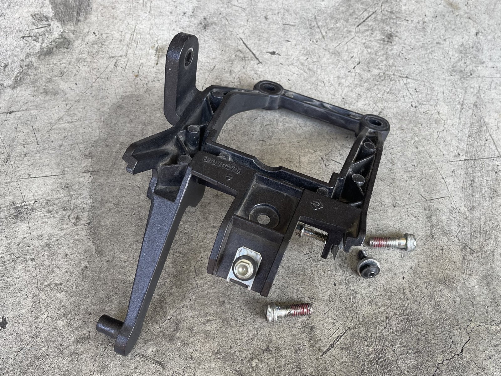 83018411AA - Oil Cooler Stay - Image 3