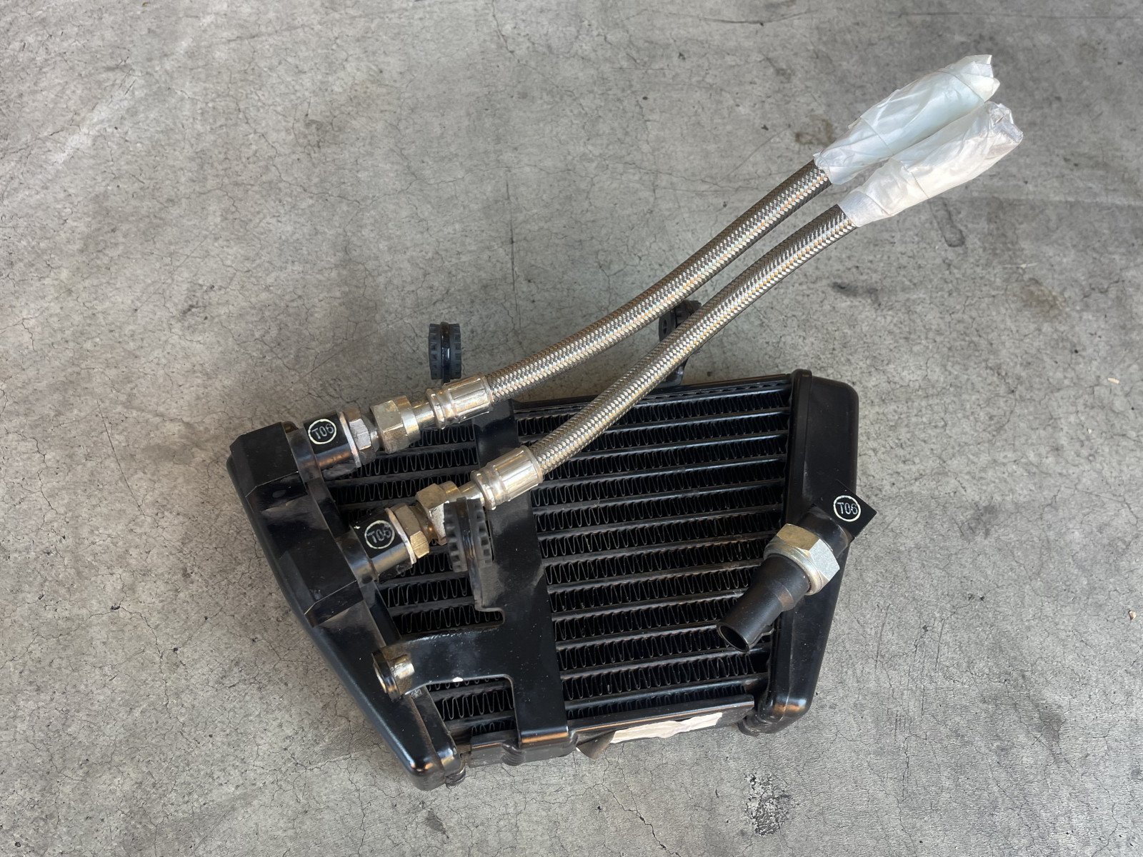 54810461B - Oil Cooler - Image 2