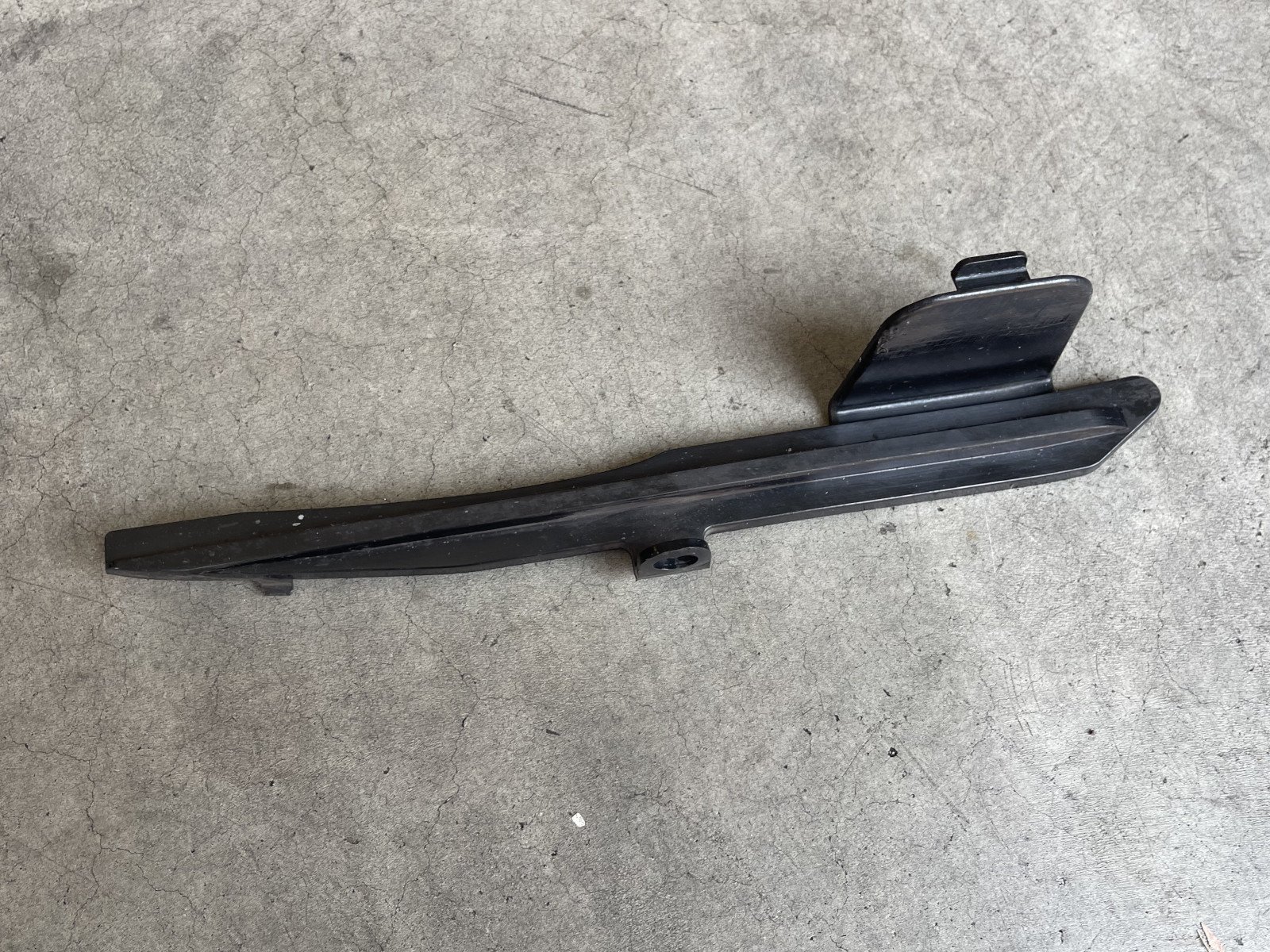 44711091A - Upper Chain Sliding Shoe - Image 2