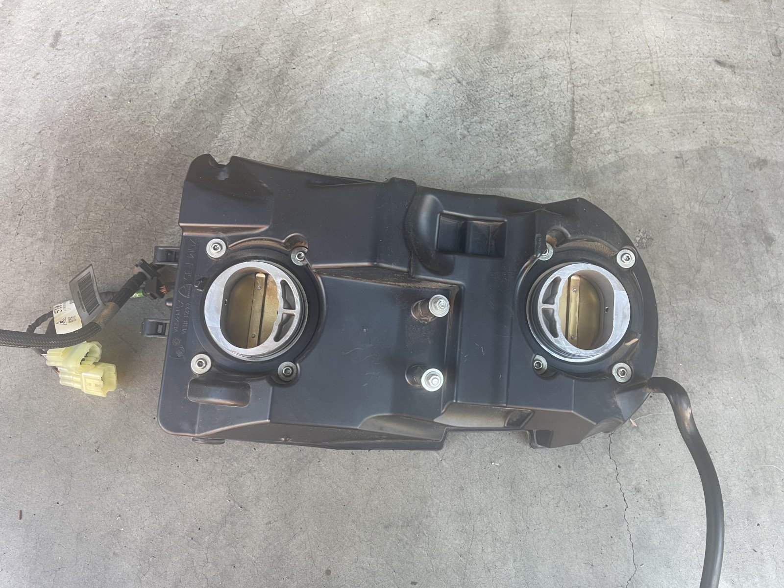 28240991A - Throttle Body